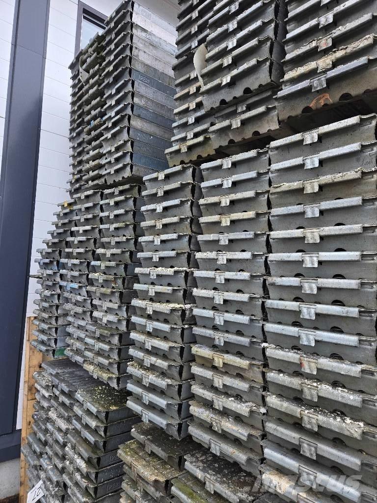 Peri UP T72 Ehitustellingud