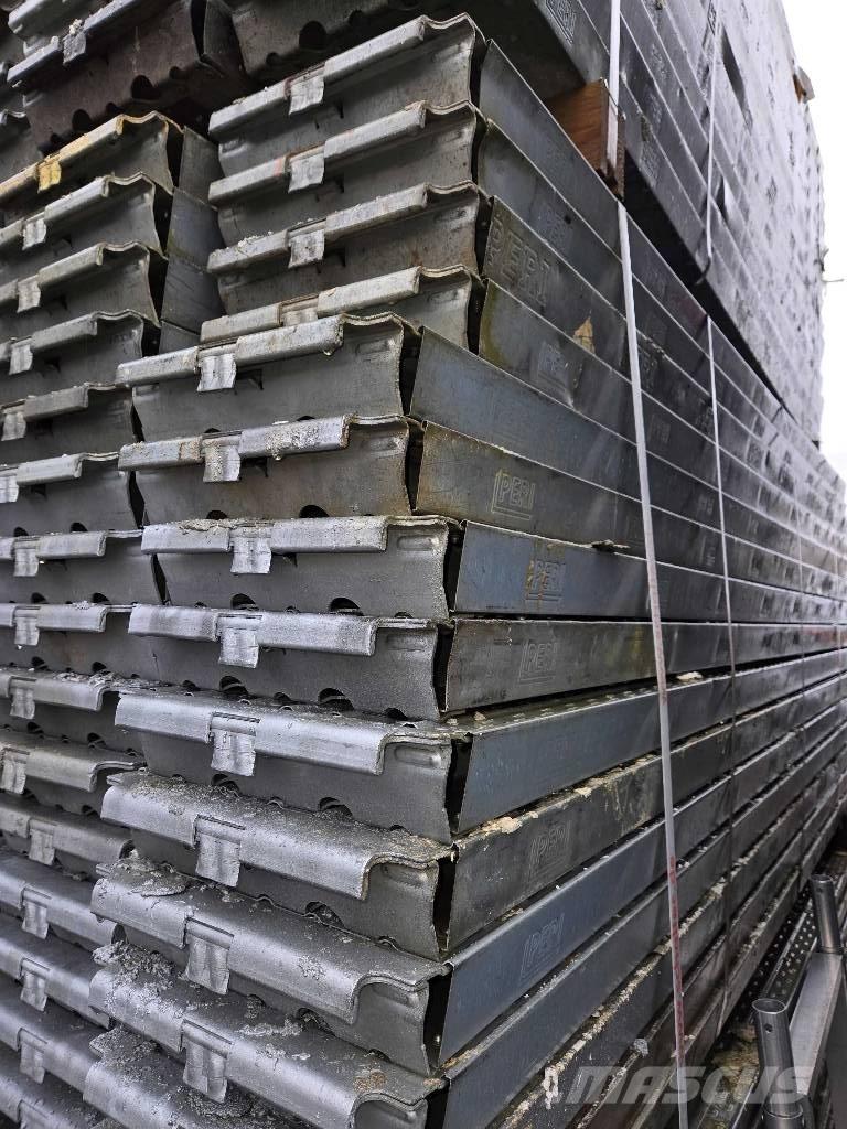 Peri UP T72 Ehitustellingud