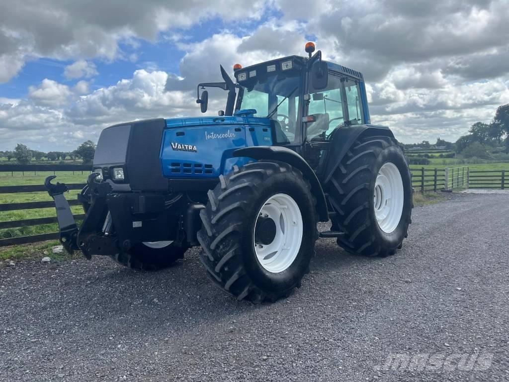 Valtra 8950 HiTech 4 Traktorid