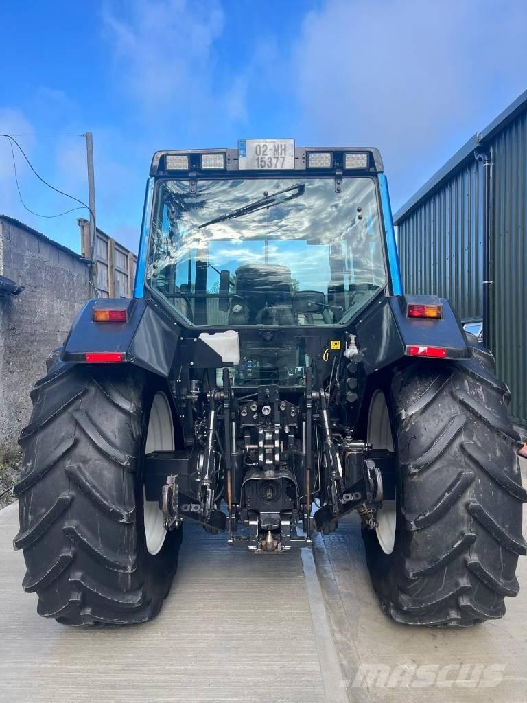 Valtra 8950 HiTech 4 Traktorid