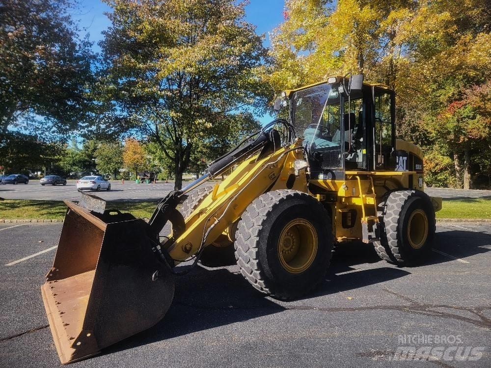 CAT 930 G Rataslaadurid