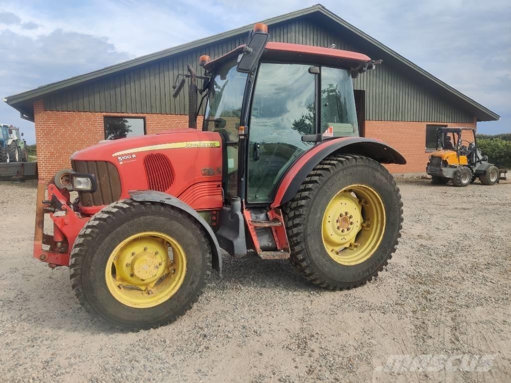John Deere 5100 R Traktorid