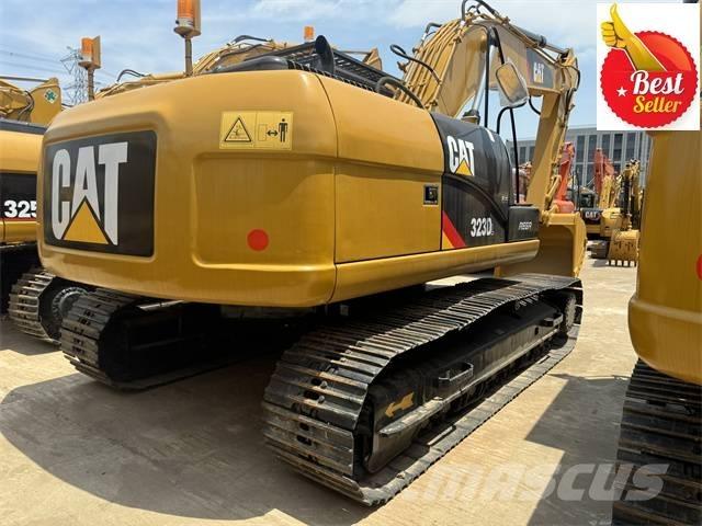 CAT 323 D L Roomikekskavaatorid