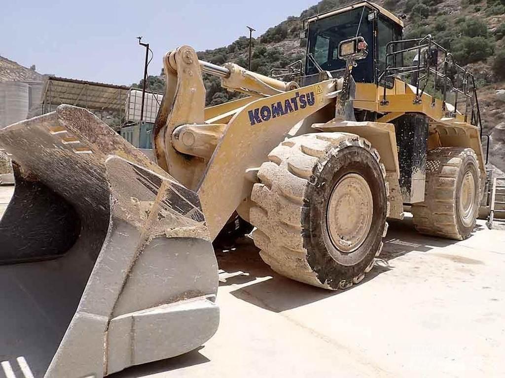 Komatsu WA600-8EO Rataslaadurid
