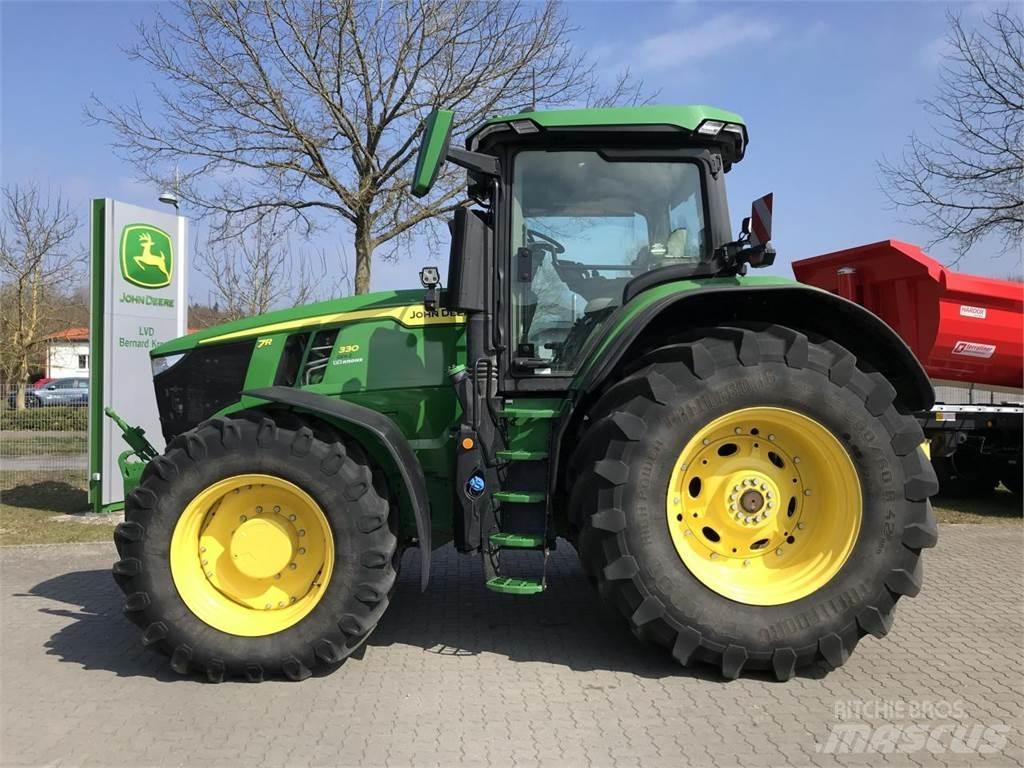 John Deere 7R 330 Traktorid