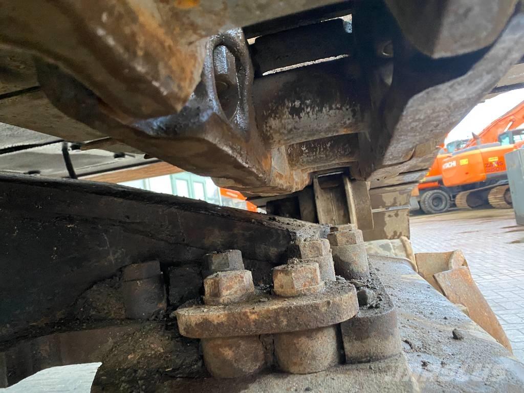 Hitachi Zaxis 460 Roomikekskavaatorid