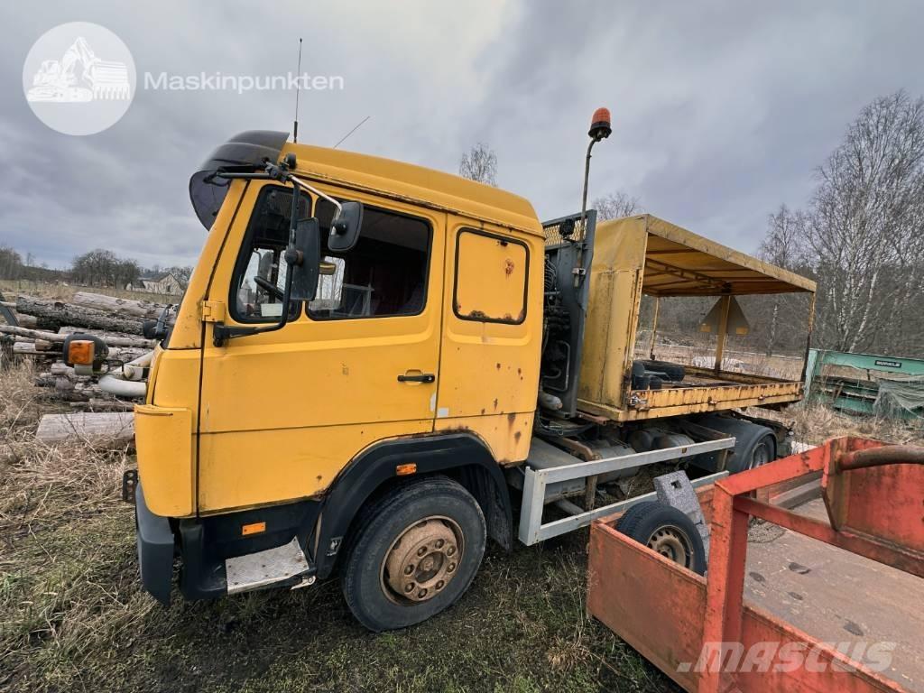 Mercedes-Benz 1117 L Konksliftveokid