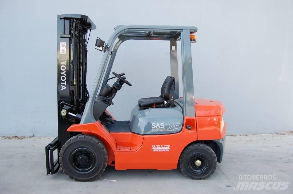 Toyota 7 FD 25 Diiseltõstukid