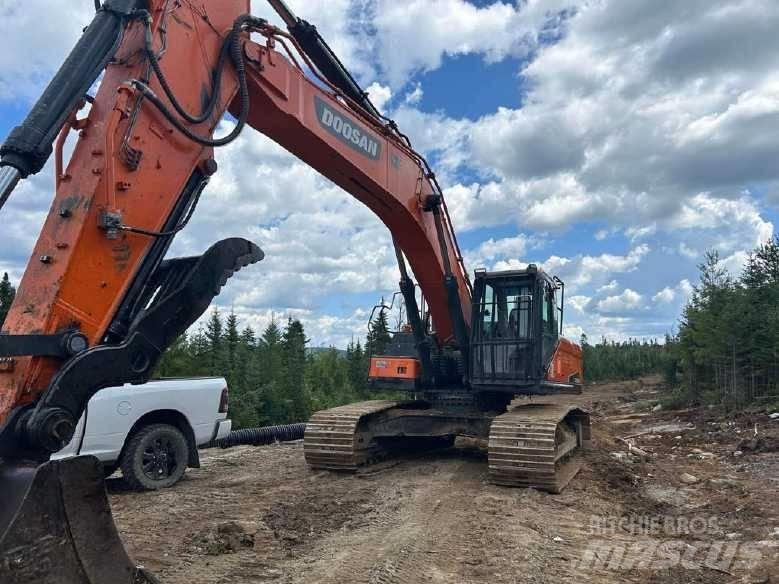 Doosan DX 350 LC Roomikekskavaatorid