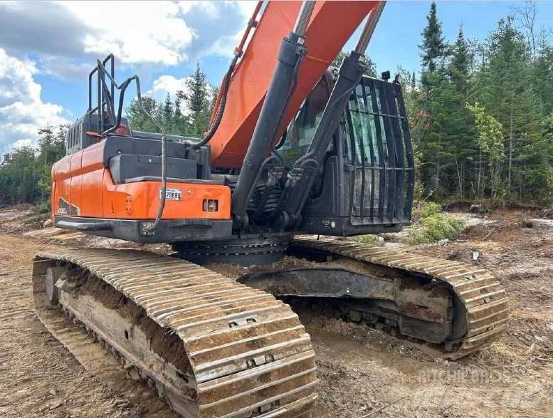 Doosan DX 350 LC Roomikekskavaatorid