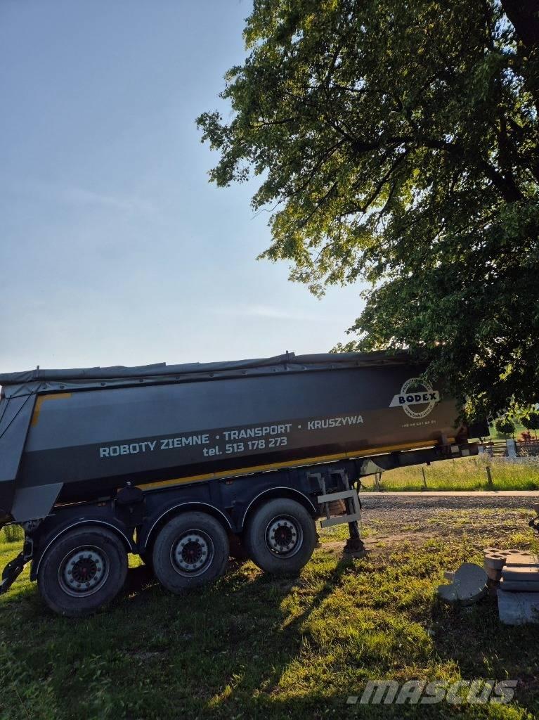 Bodex KIS Kallur-poolhaagised