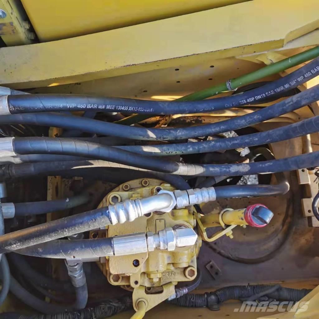 Komatsu PC160-7 Roomikekskavaatorid