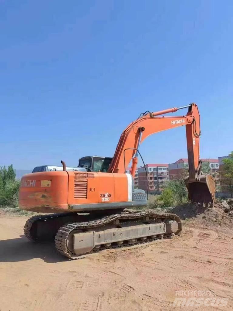 Hitachi ZAXIS270 Roomikekskavaatorid