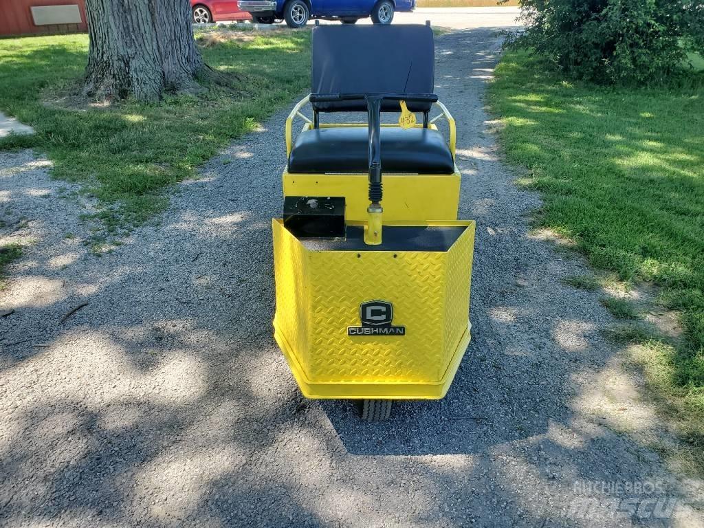 Cushman Minute Miser Elektriline puksiir