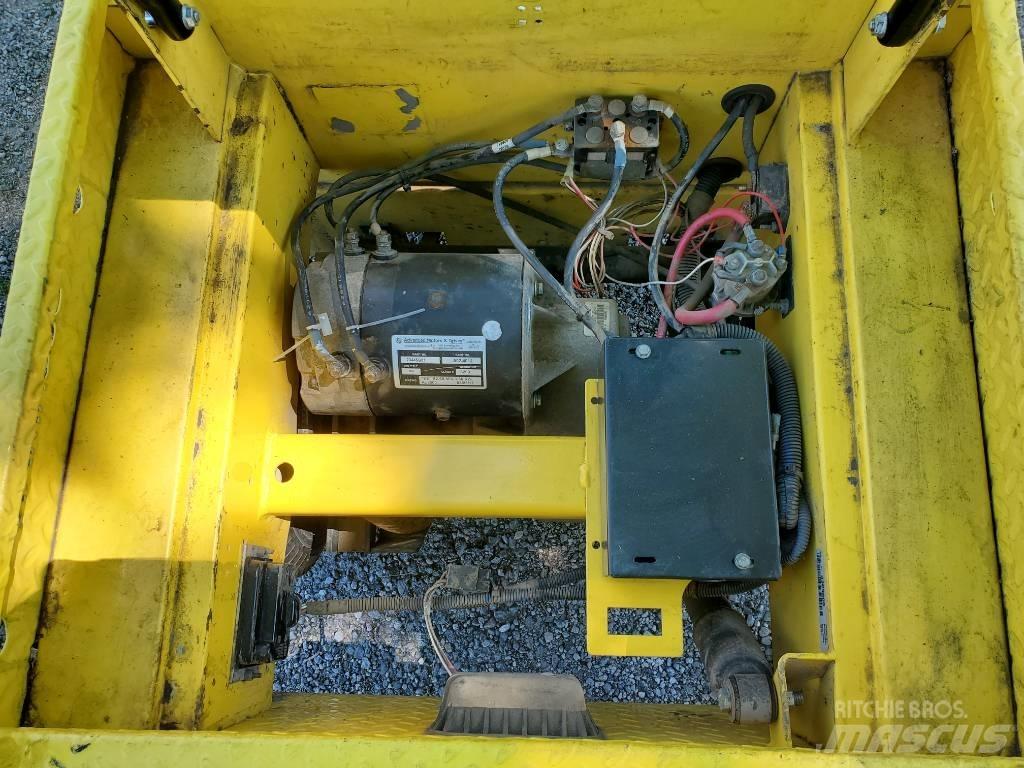 Cushman Minute Miser Elektriline puksiir