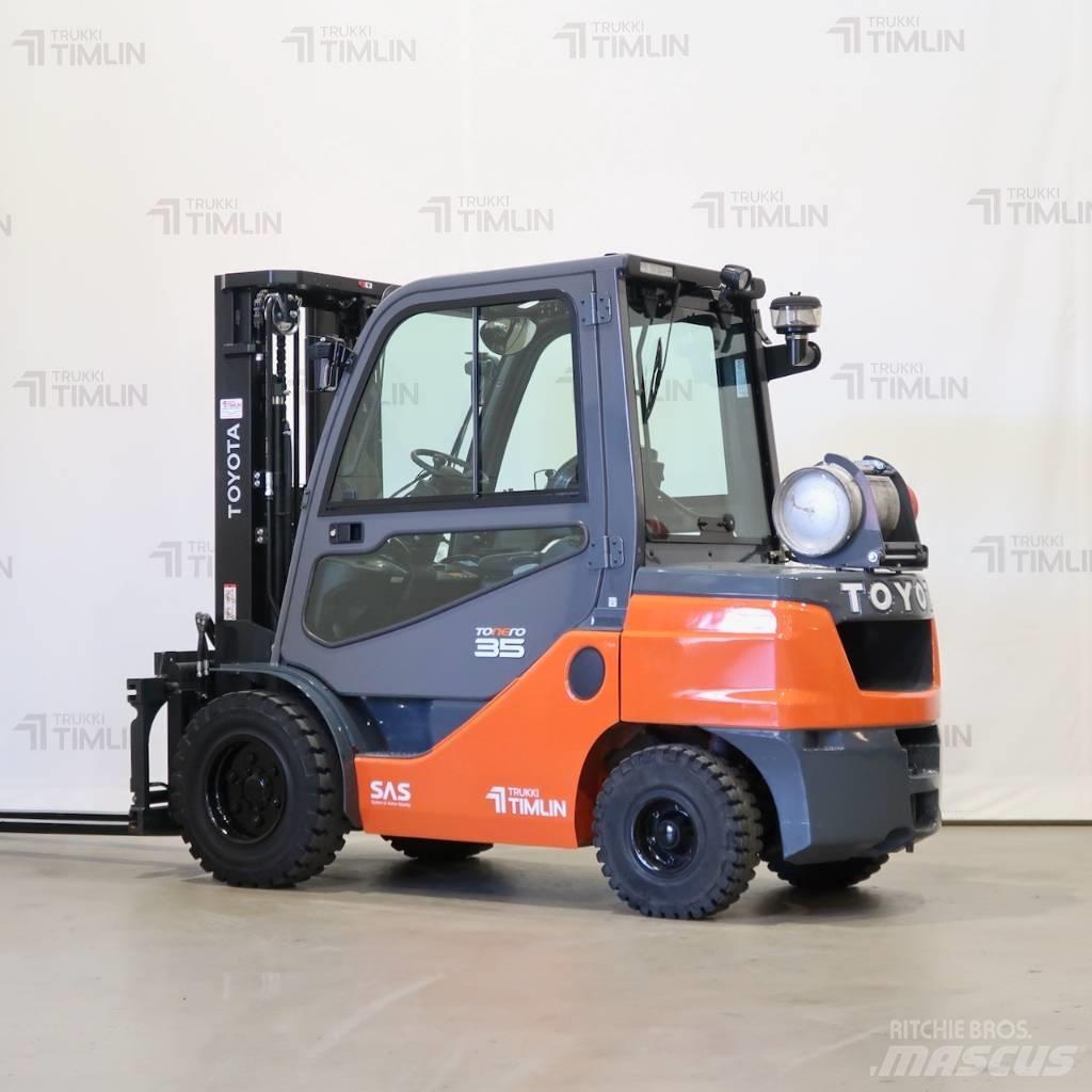 Toyota 02-8FGJF35 Gaasitõstukid