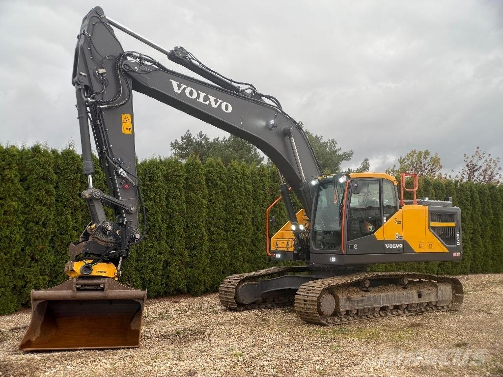 Volvo EC 250 EL Roomikekskavaatorid