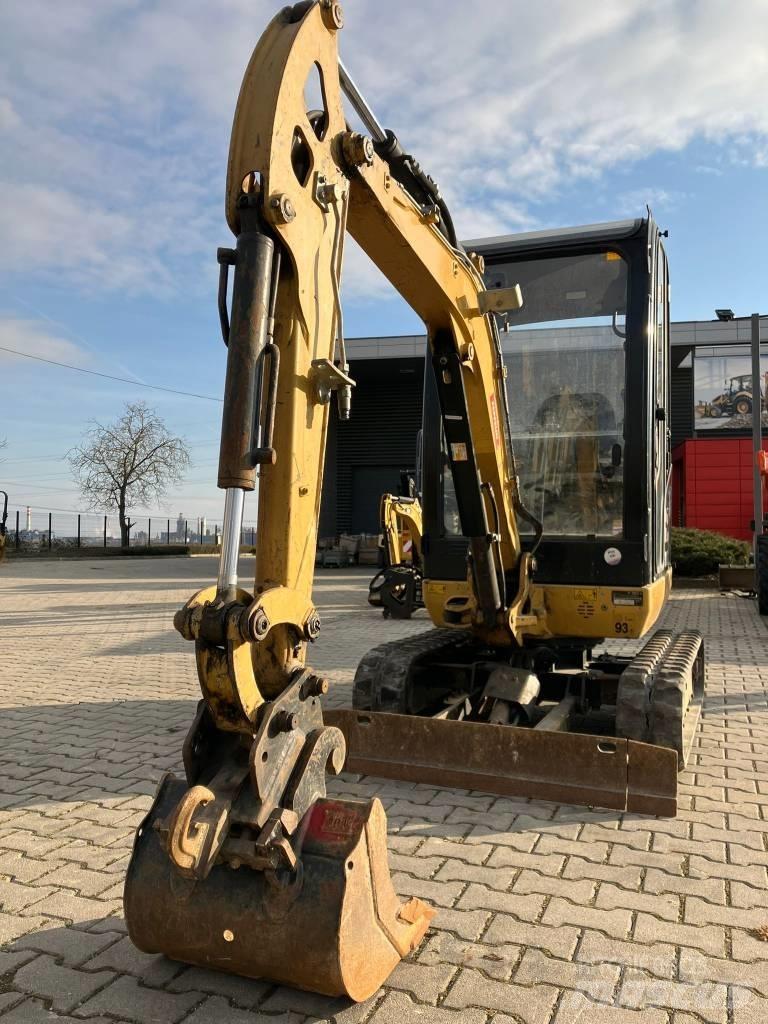 CAT 301.7 D Miniekskavaatorid < 7 t