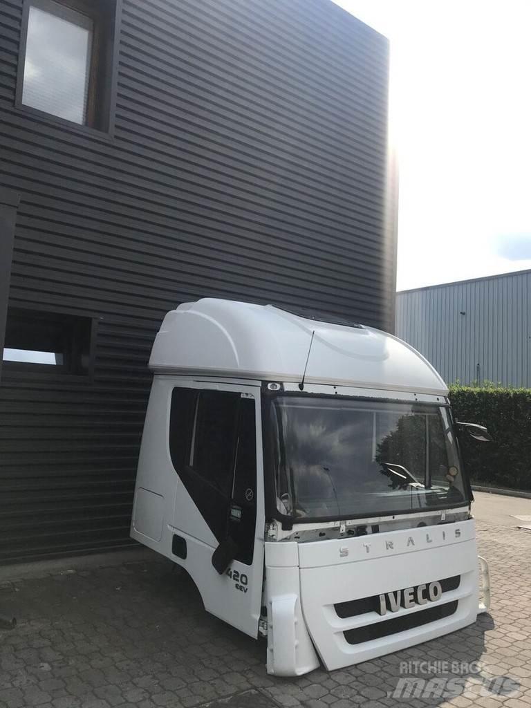 Iveco Stralis AT Kabiinid