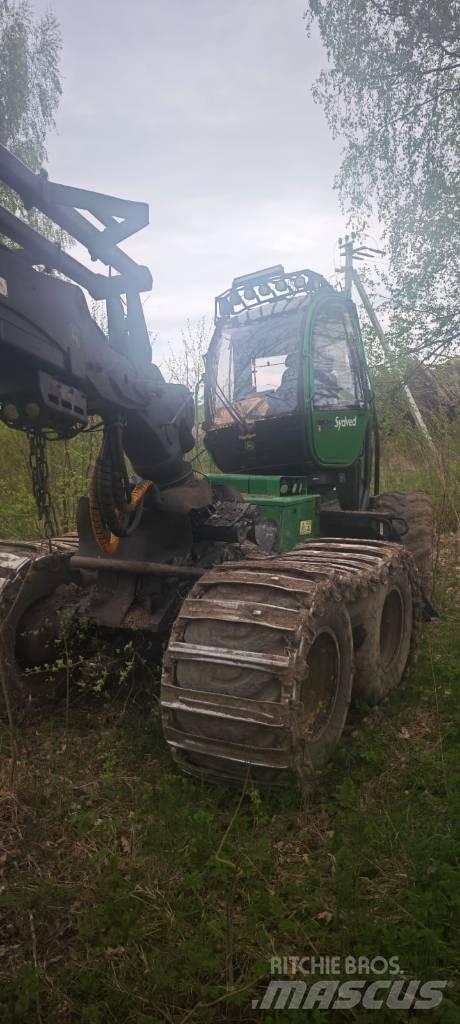 John Deere 1270 E Harvesterid