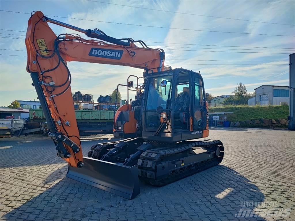 Doosan DX140LCR-7 Roomikekskavaatorid