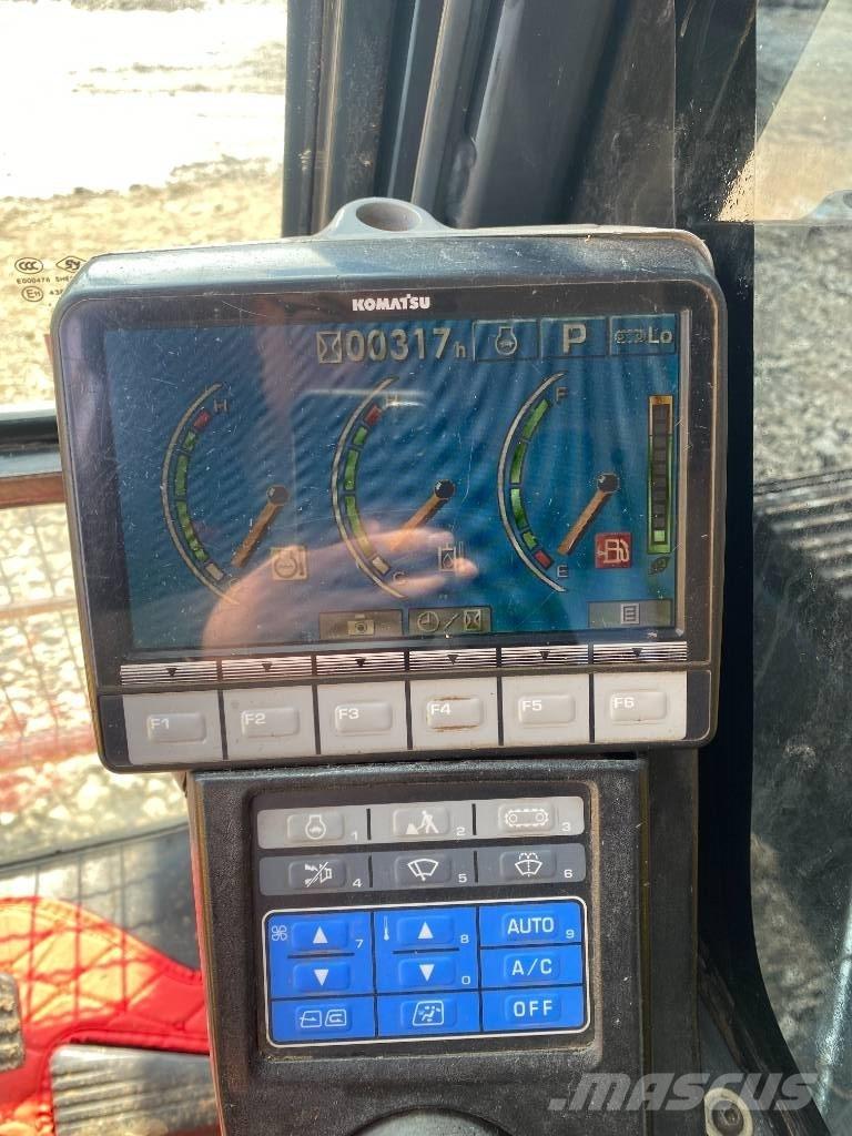 Komatsu PC 200-8 Roomikekskavaatorid