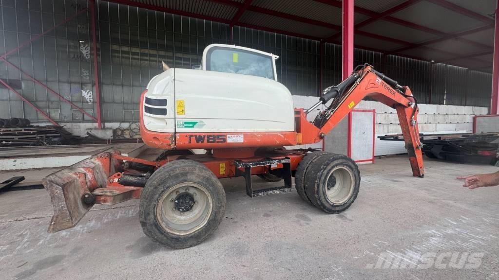 Schaeff TW 85 Ratasekskavaatorid