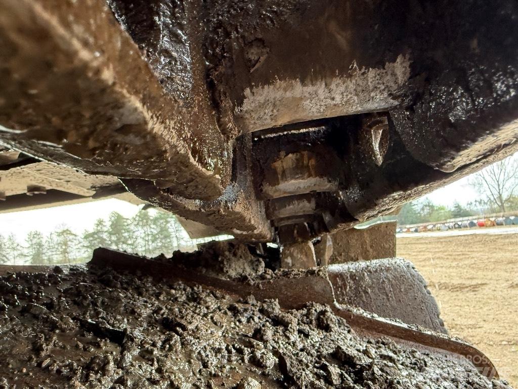 Volvo EC 160 EL Roomikekskavaatorid