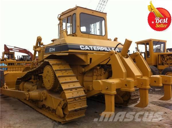 CAT D 7 H Buldooserid
