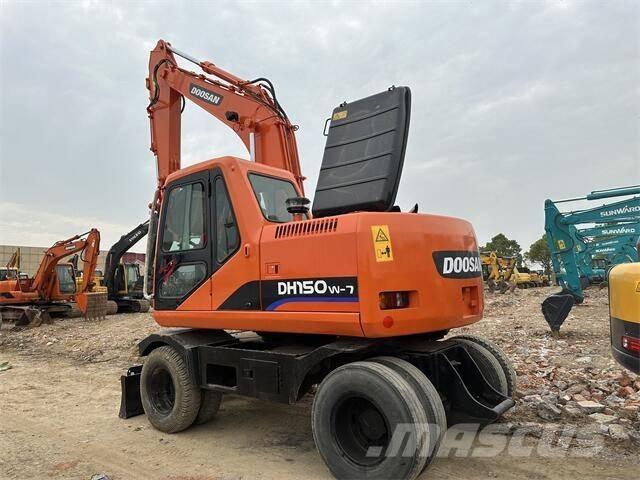 Doosan DH150W Ratasekskavaatorid