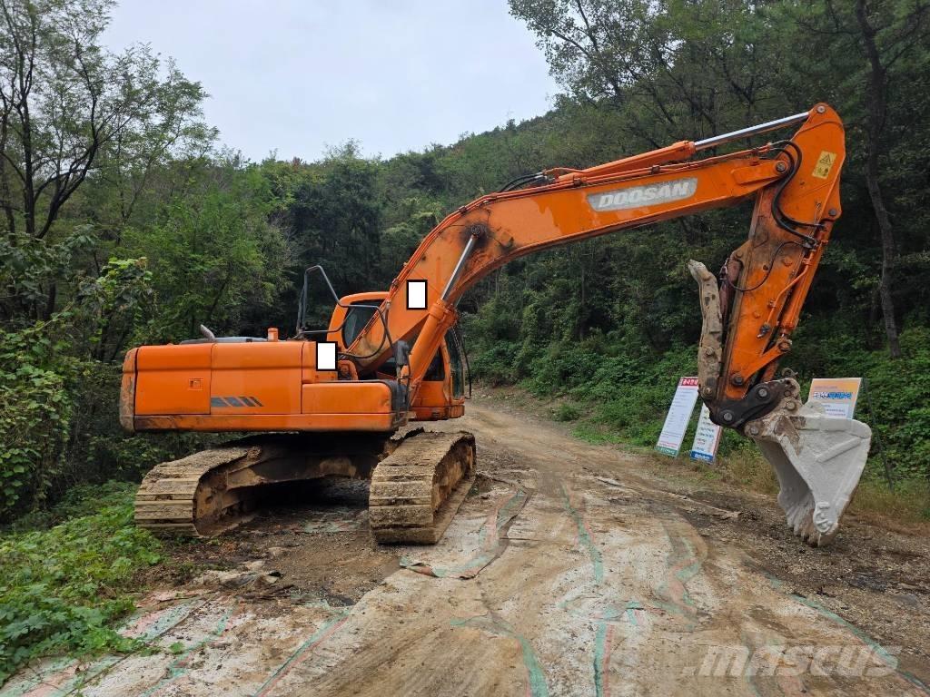 Doosan DX 220 LCA Roomikekskavaatorid