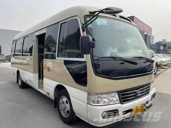Toyota Coaster Bus Väikebussid