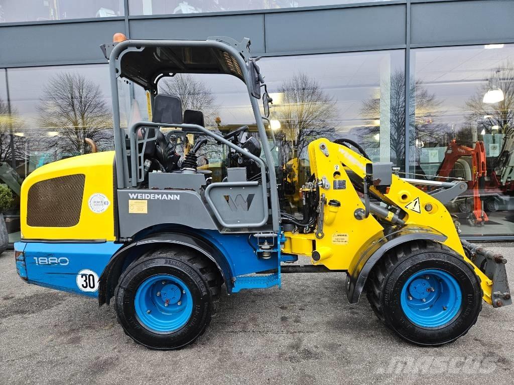 Weidemann 1880 Rataslaadurid