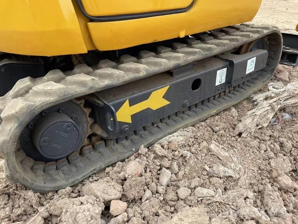 Komatsu PC18 Miniekskavaatorid < 7 t