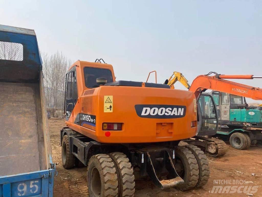 Doosan DH 150W Ratasekskavaatorid