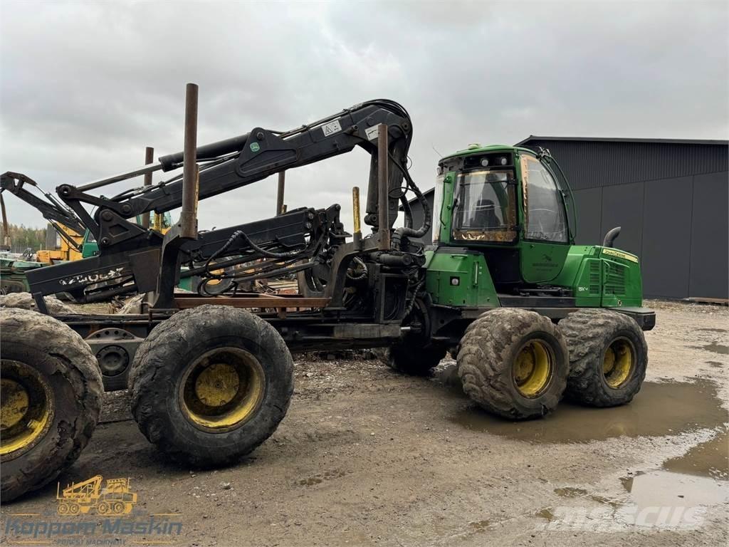 John Deere 1510E Forwarderid