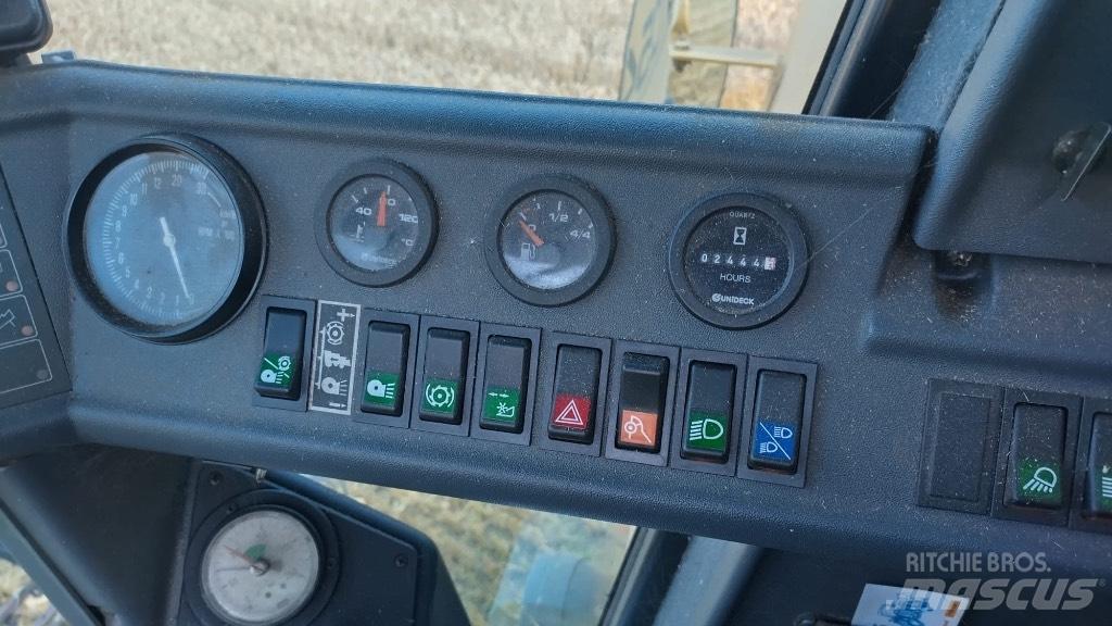 New Holland TC 54 Teraviljakombainid