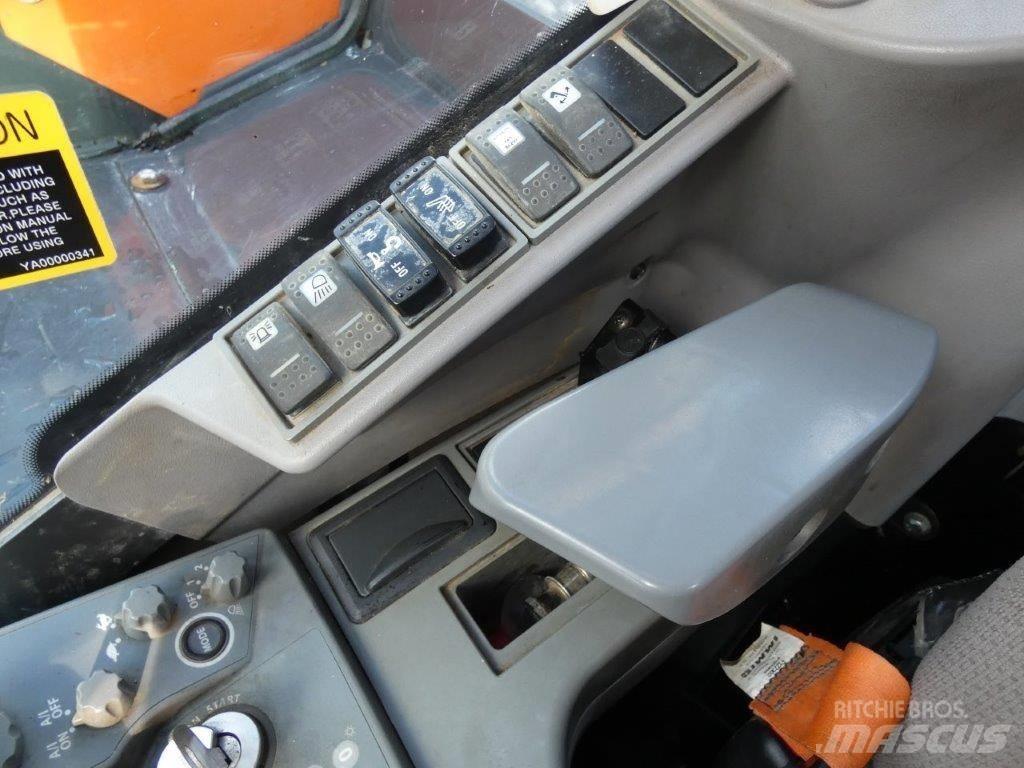 Hitachi 85 Zaxis USB Väikeekskavaatorid 7t-12t