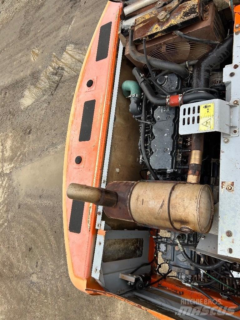 Fiat-Kobelco E265 Roomikekskavaatorid