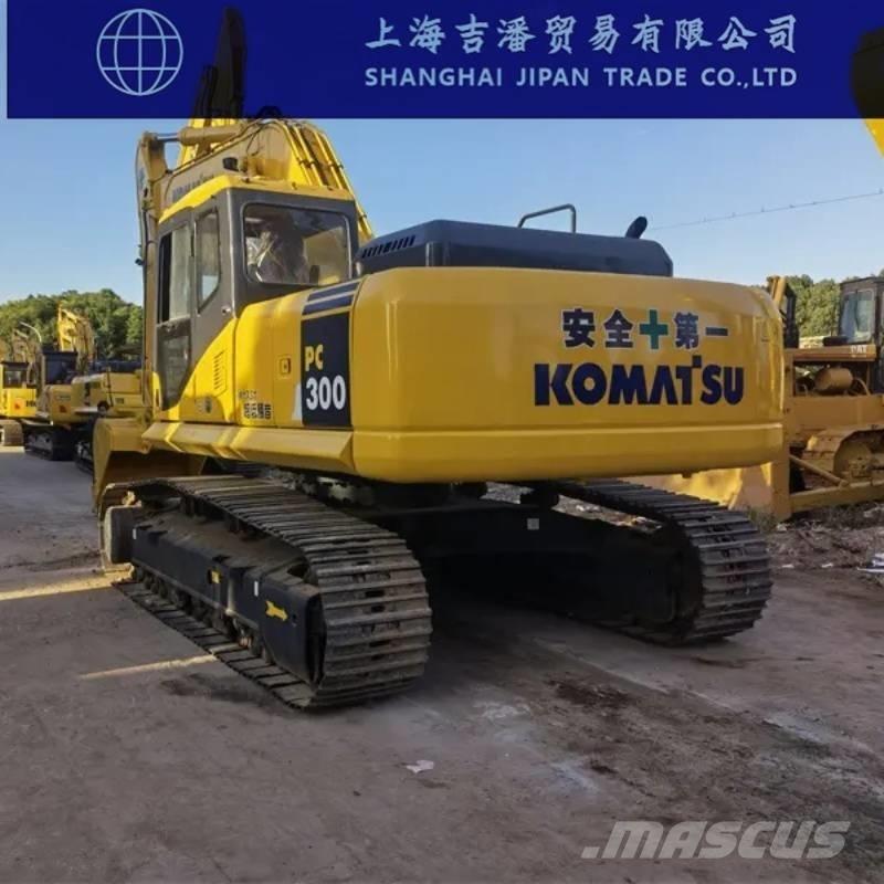 Komatsu PC 300 Roomikekskavaatorid