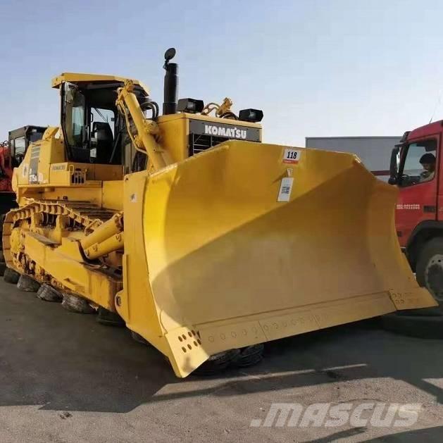 Komatsu d375a Buldooserid