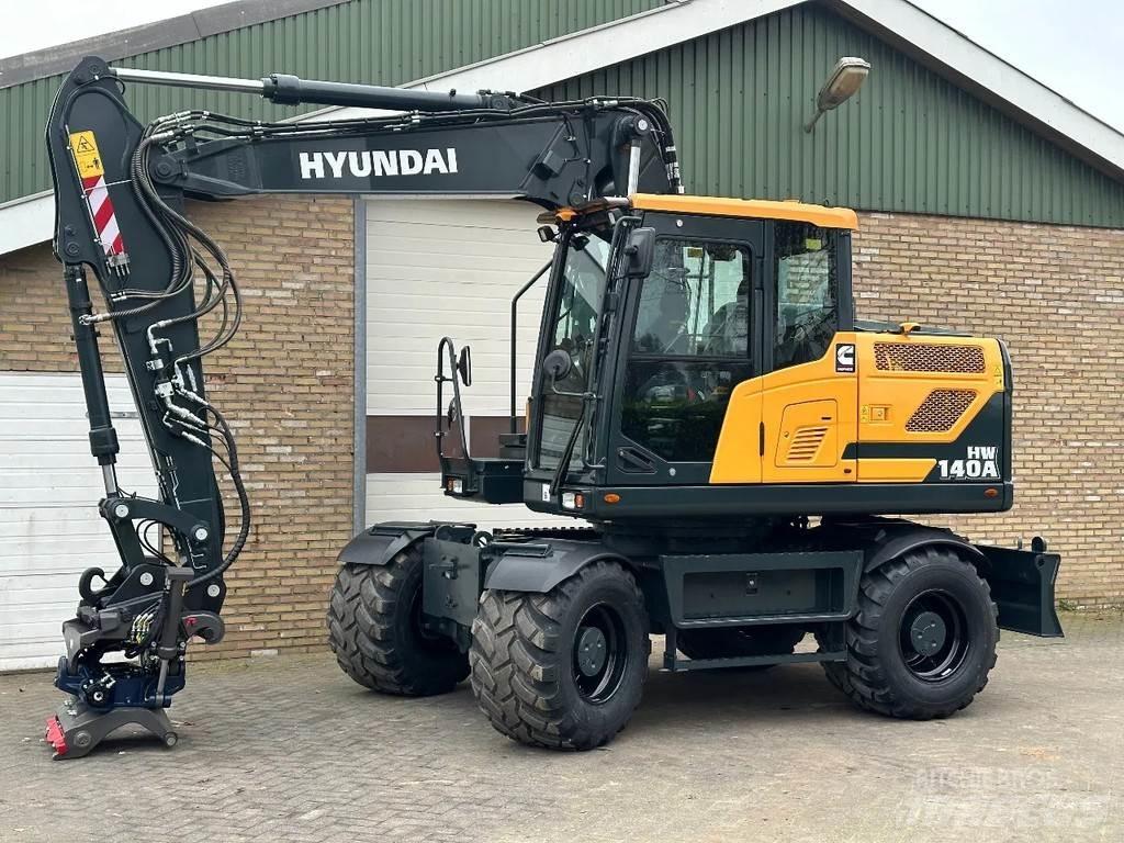 Hyundai HW140A Ratasekskavaatorid
