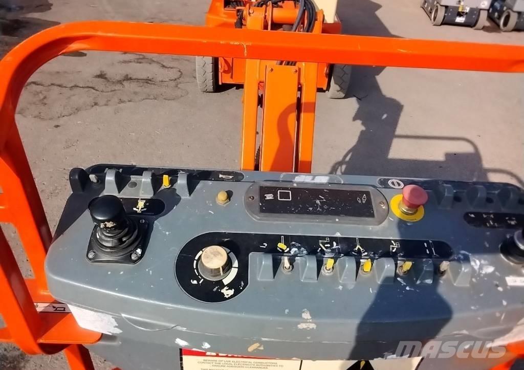 JLG E 400 AJP Iseliikuvad poomtõstukid
