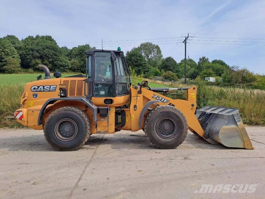 CASE 721 F XR Rataslaadurid