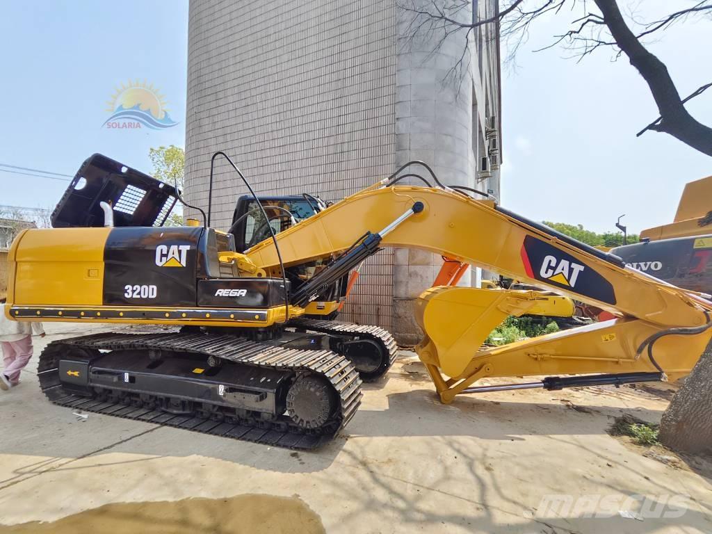 CAT 320 D Roomikekskavaatorid
