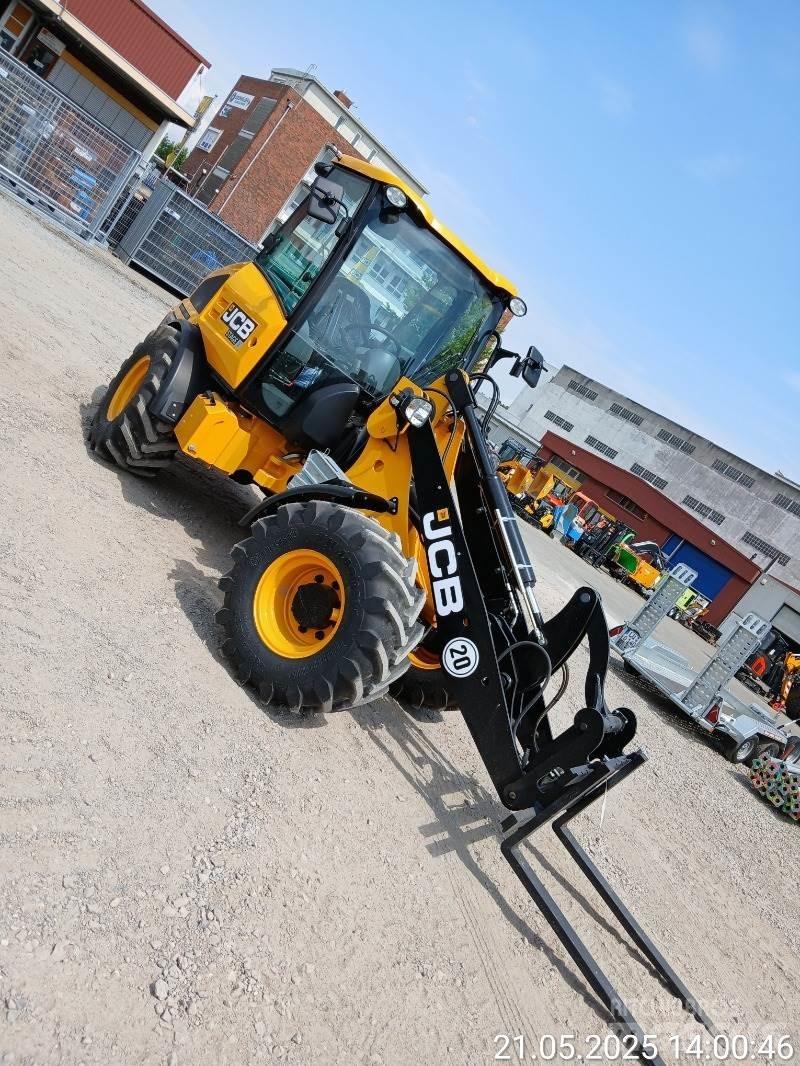 JCB 406 Rataslaadurid