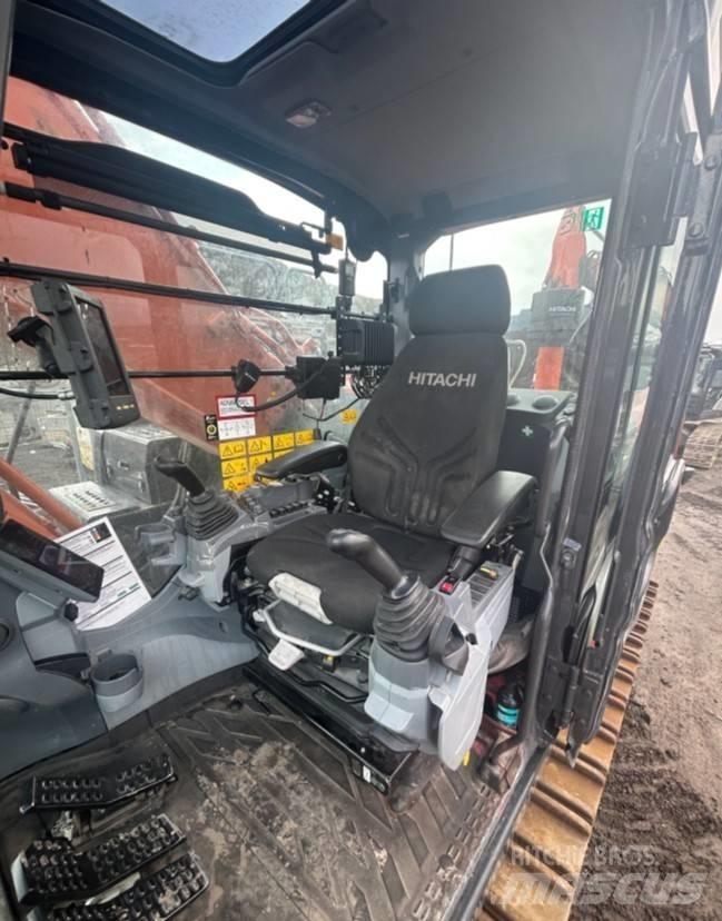 Hitachi ZX350LC-7 Roomikekskavaatorid