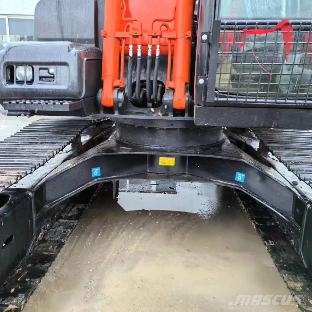 Hitachi ZX 120-3 Roomikekskavaatorid