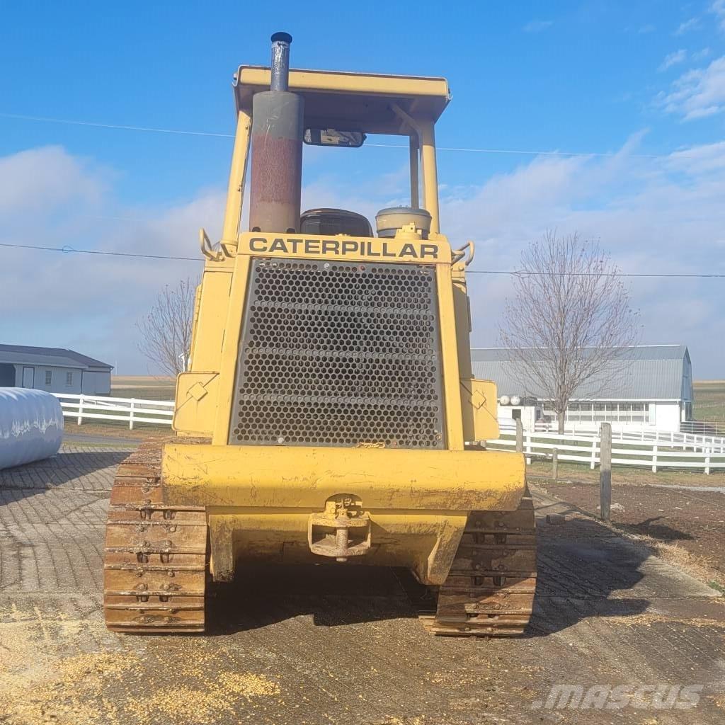 CAT 963 Roomiklaadurid