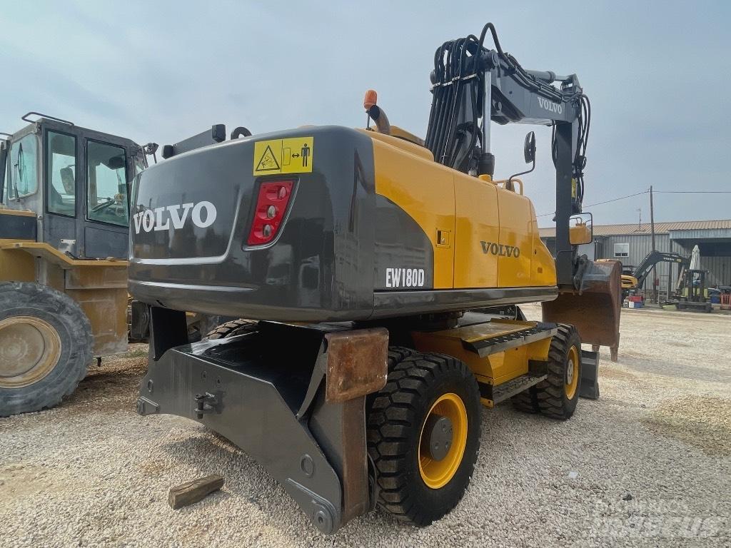 Volvo EW 180 C Ratasekskavaatorid